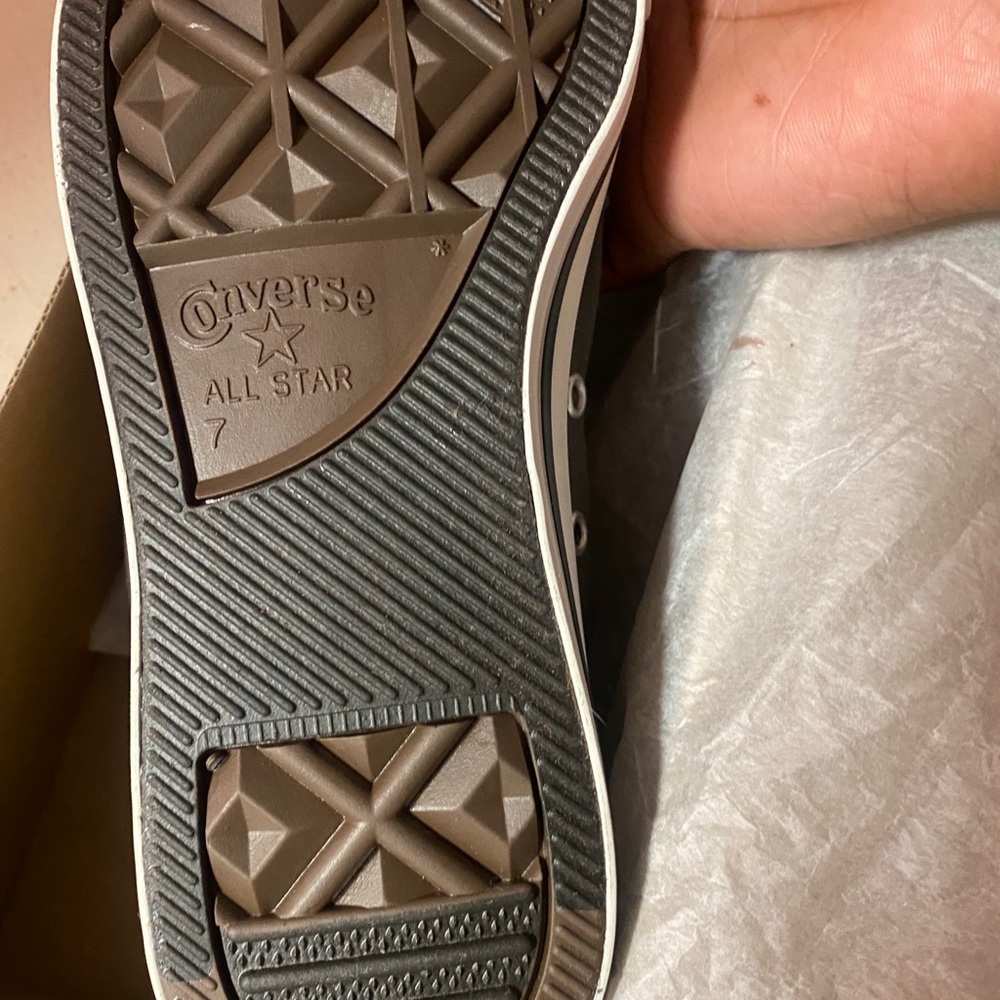 Shoes - Picture 5 of 5